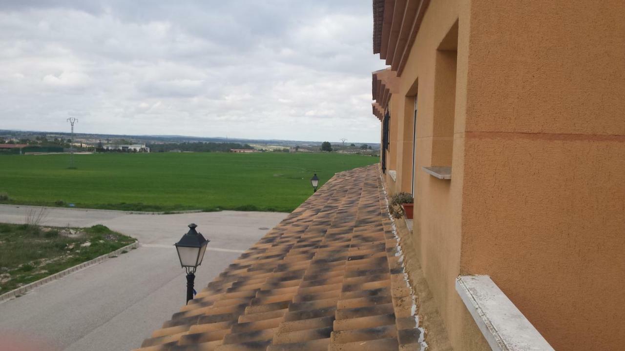 Villa La Cuesta Blanca Valdeganga Exterior foto